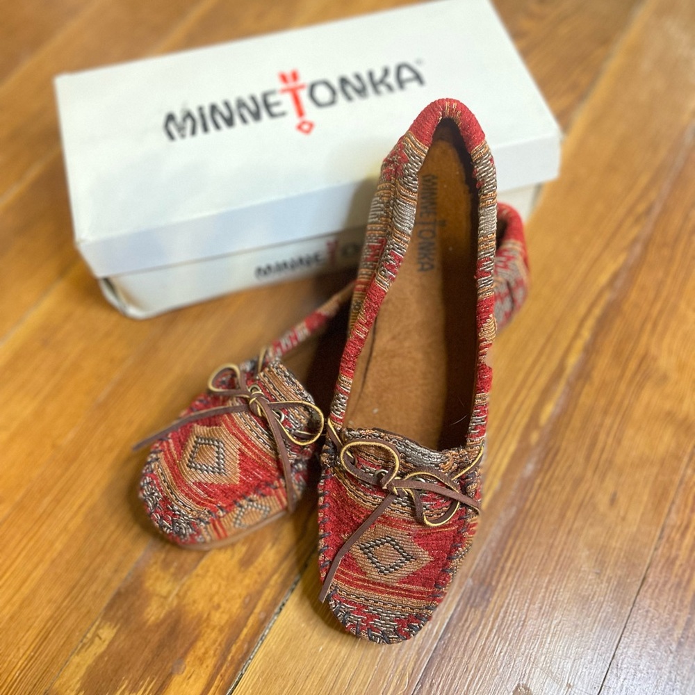 Minnetonka Baja Moc Red Fabric Moccasins